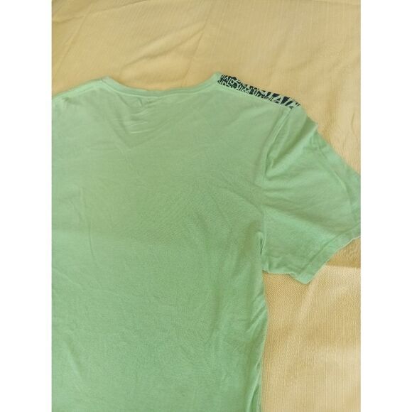 Calvin Klein v neck tee - Picture 11 of 12